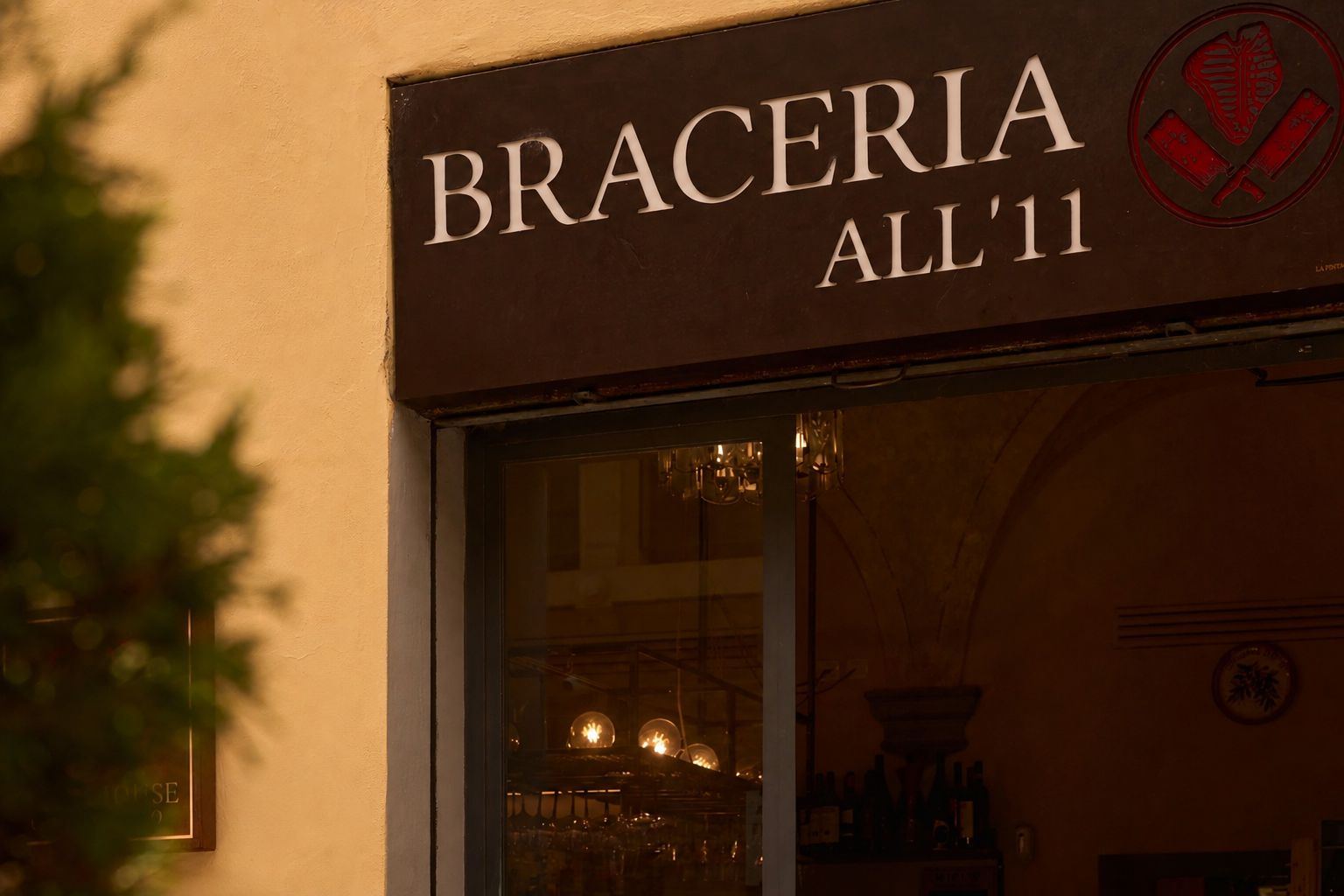 L'insegna di Braceria all'11 in Via Sant'Agostino, Firenze